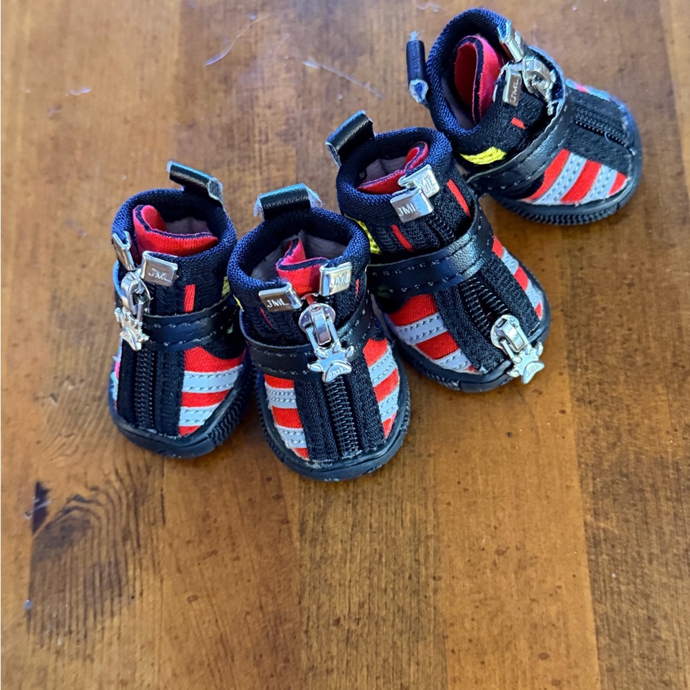 Stylish Red and Black Dog Boots - Picture 2 of 5